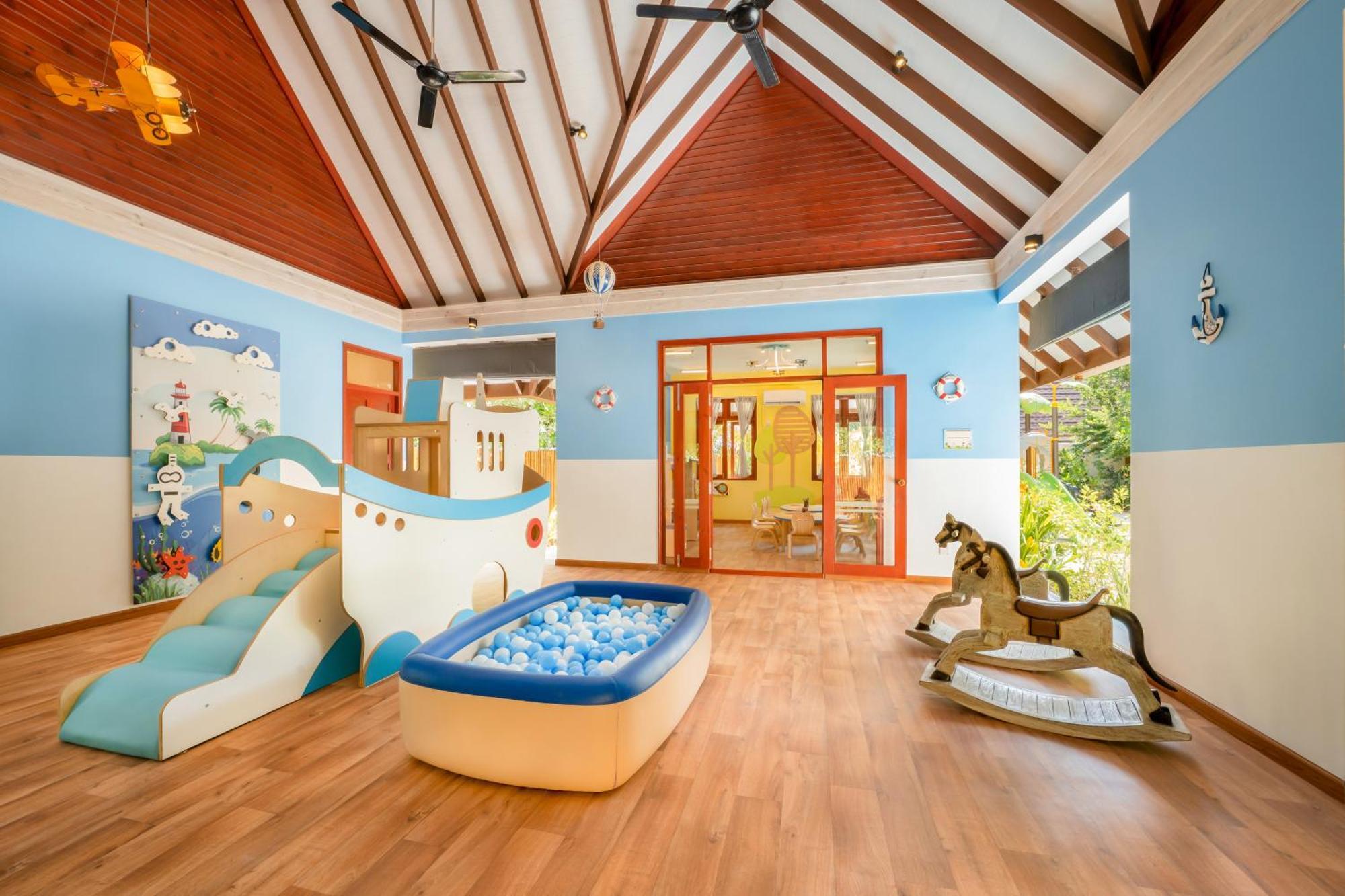 Varu By Atmosphere Reethi Rah Exterior photo